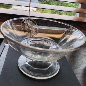 EARLY AMERICAN PRESSED GLASS FOOTED BOWL By Richards & Hawley